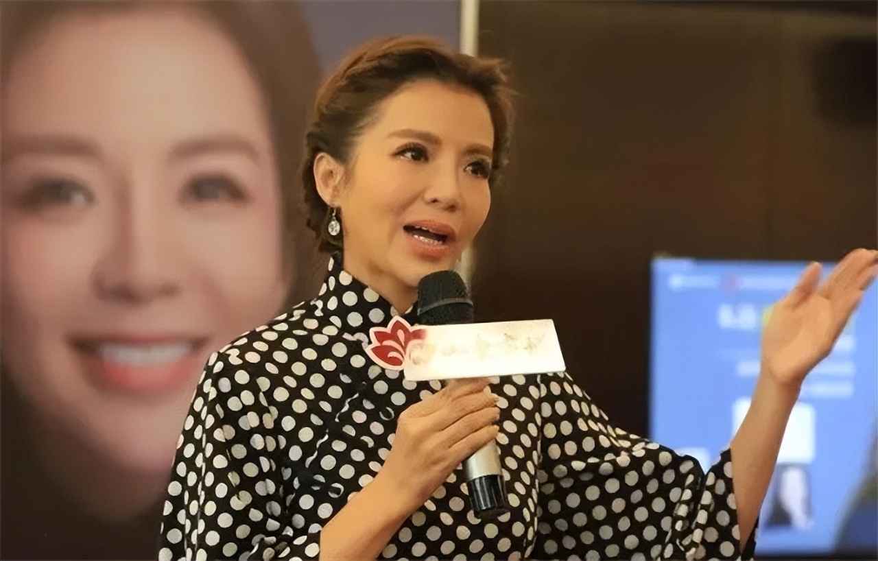 央视主持朱迅：17岁患癌，34岁患重疾，不惧谣言自称要活到90岁