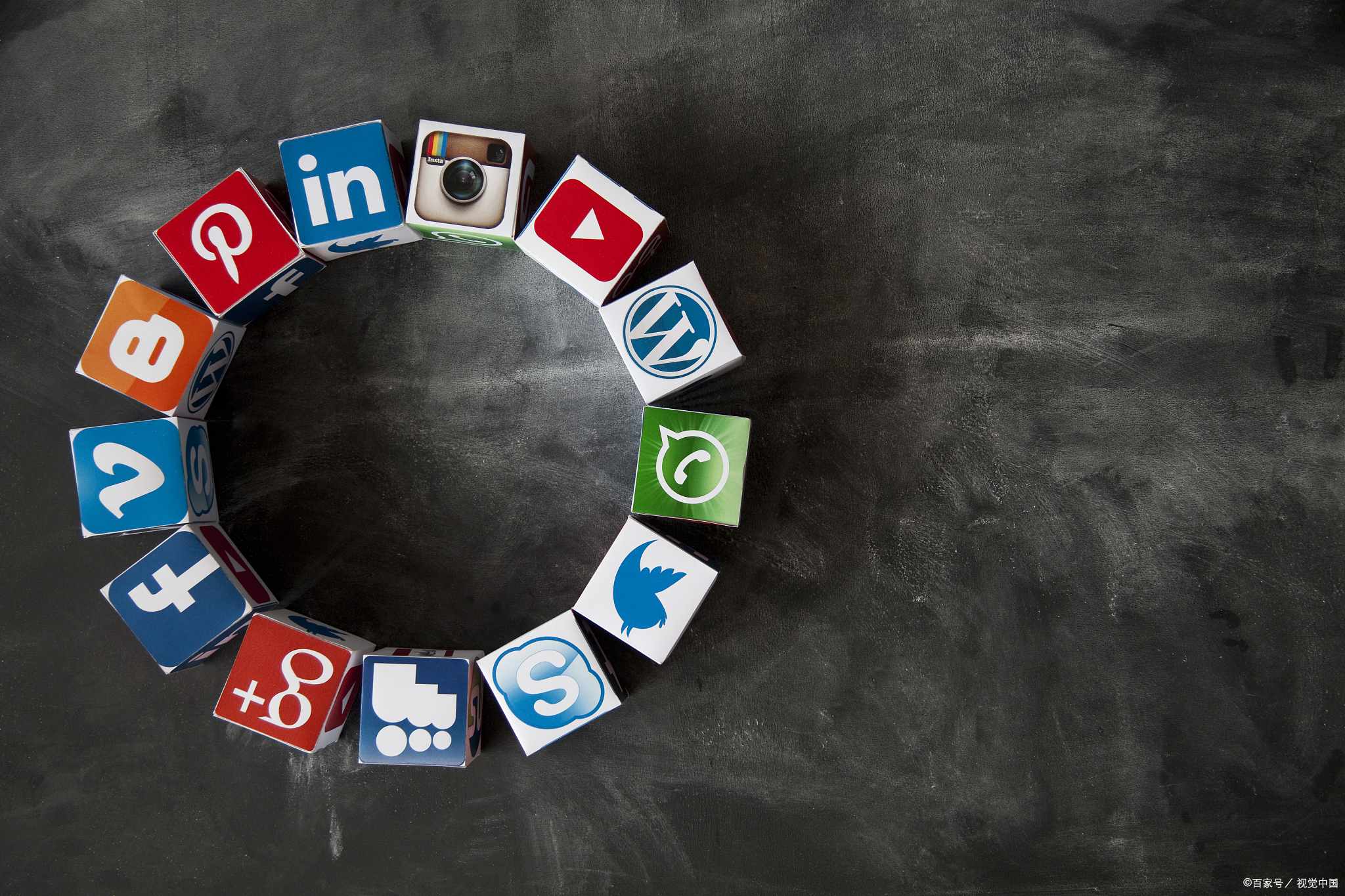 多个短视频如何制作成一个视频,咋制作短视频