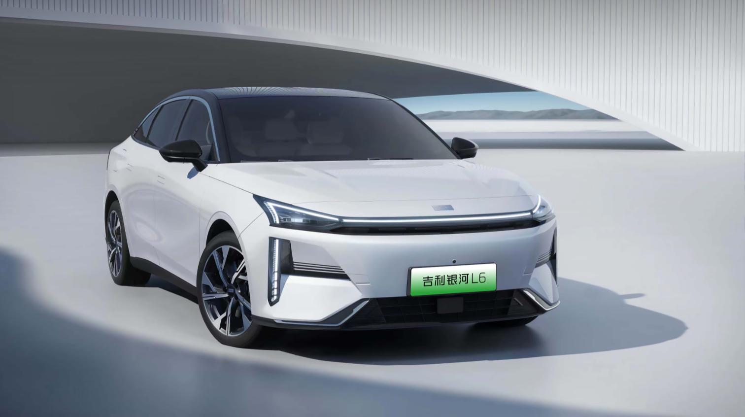 ai智能电混家轿实拍吉利银河l6,新一代智能精品家轿吉利银河l6