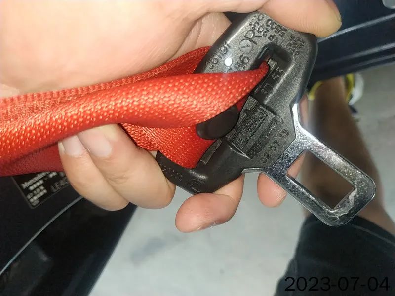 2015年的飞度新车落地多少钱,现在的全新飞度8万块就可以落地