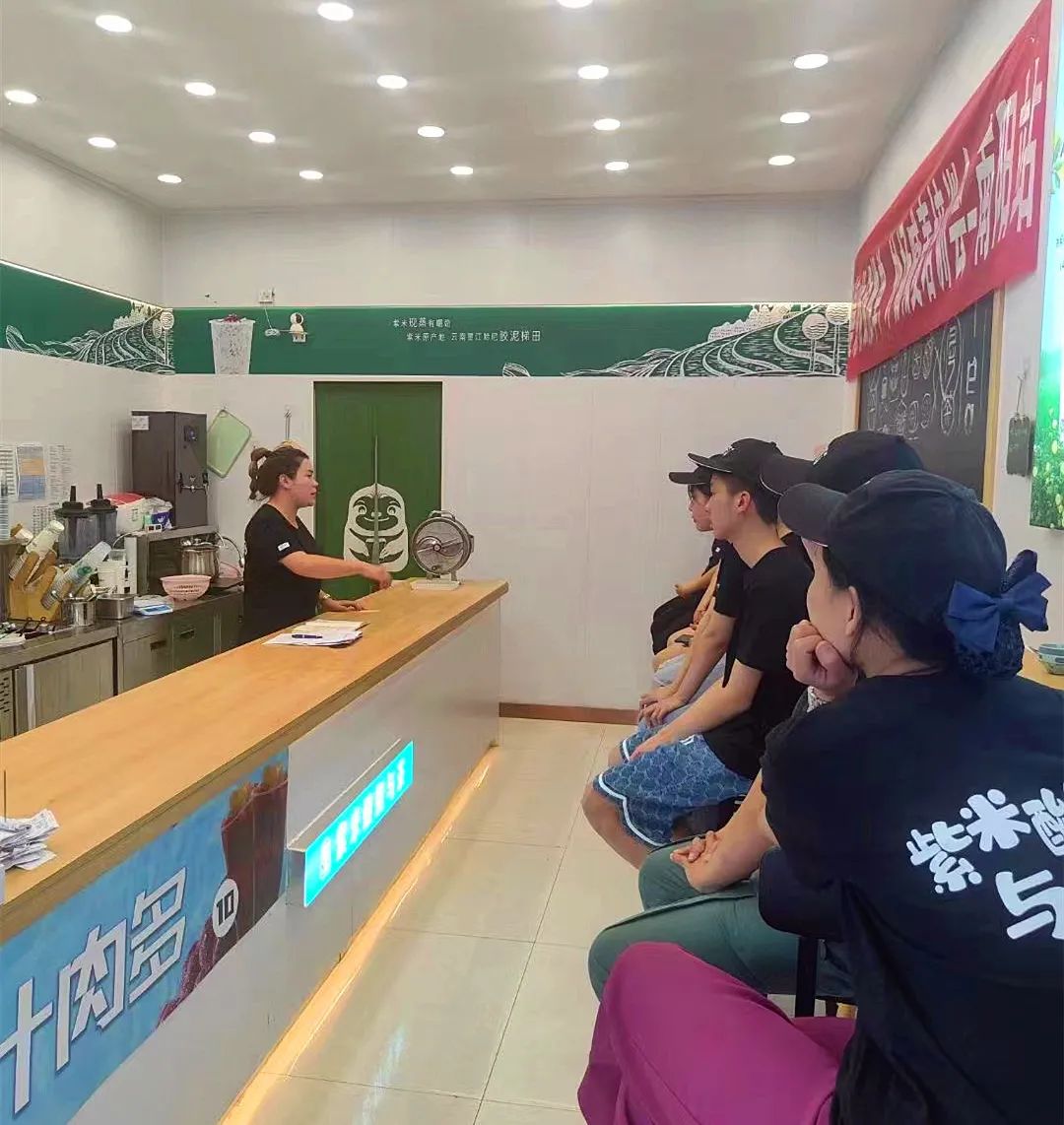 学校开连锁奶茶店,在学校开一家奶茶店赚钱吗