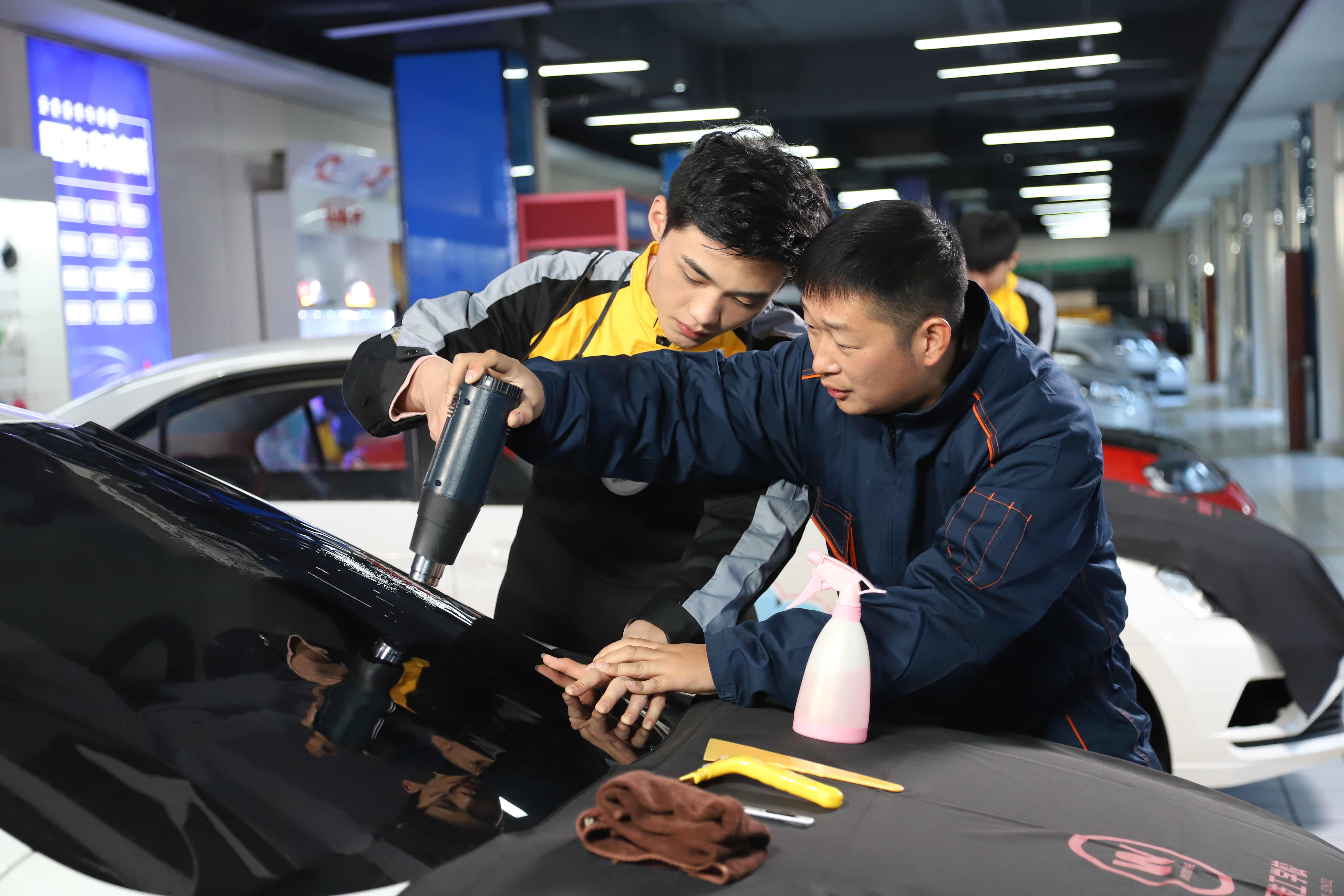 汽车安全检测和保养有什么区别,汽车美容保养