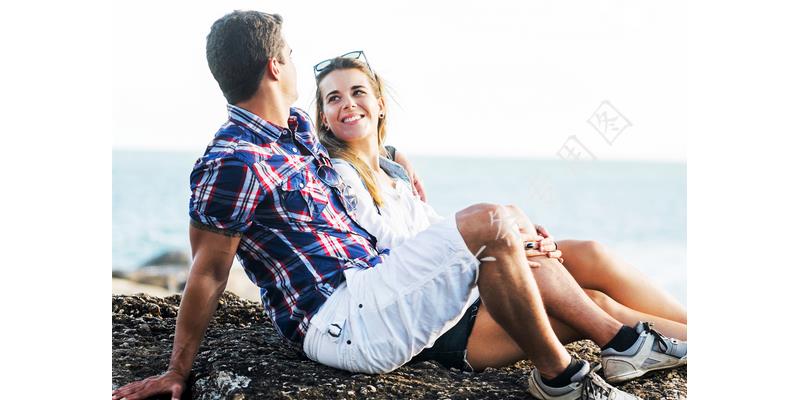 老同学父亲去世,老同学的父亲去世同学应该怎样说