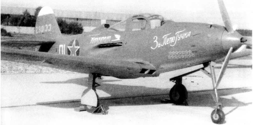 俄罗斯战机眼镜蛇机动,f22战斗机眼镜蛇