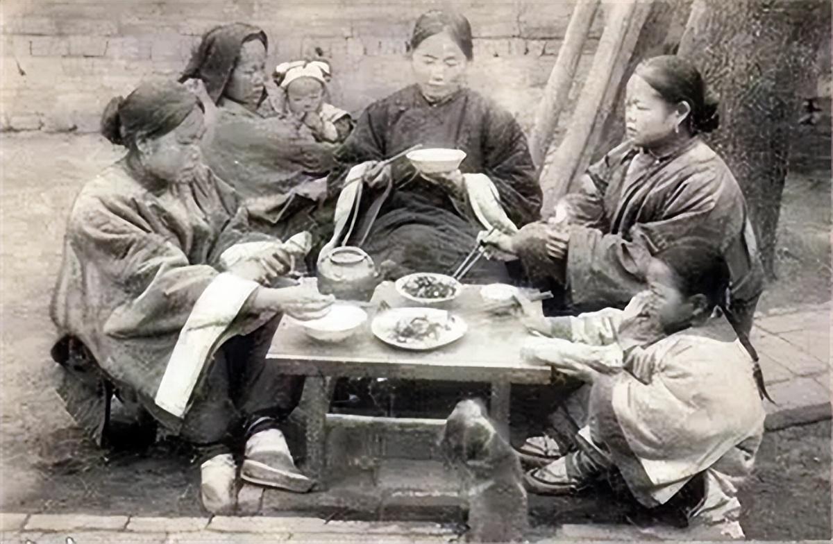 李莲英和慈禧真实照片,慈禧真人照片对比