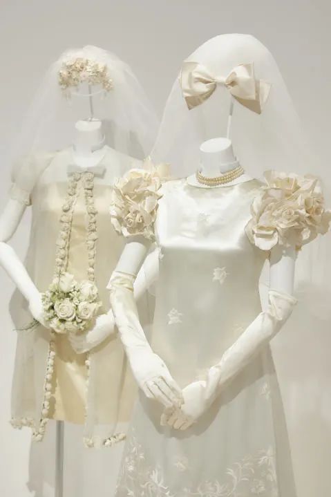 亚洲婚纱女王杀进内娱，女星们集体坐不住了