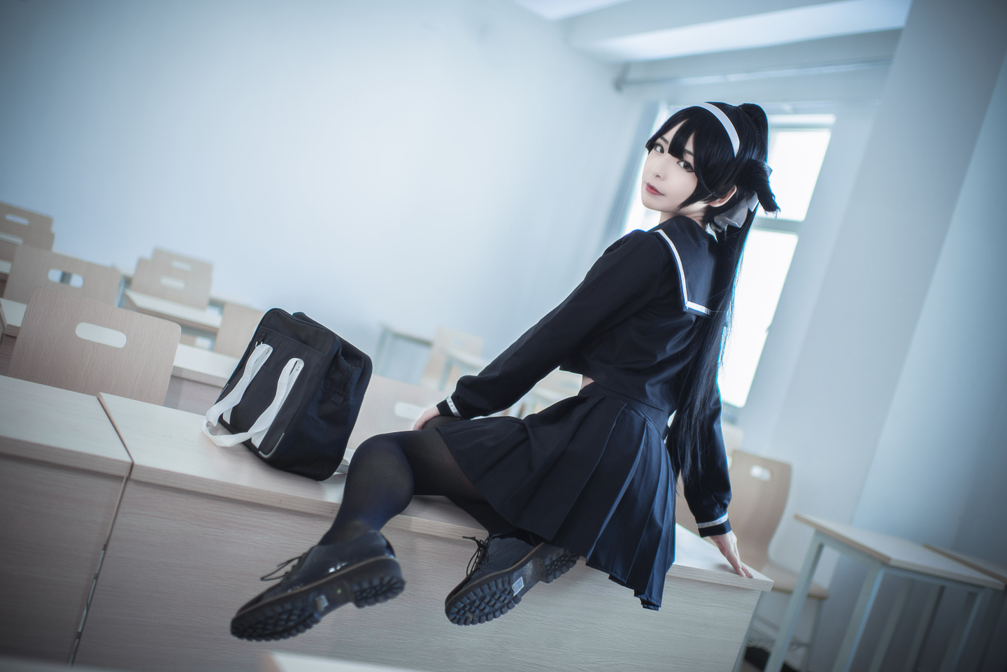 cosplay碧蓝航线高雄,碧蓝航线獒白丝旗cos