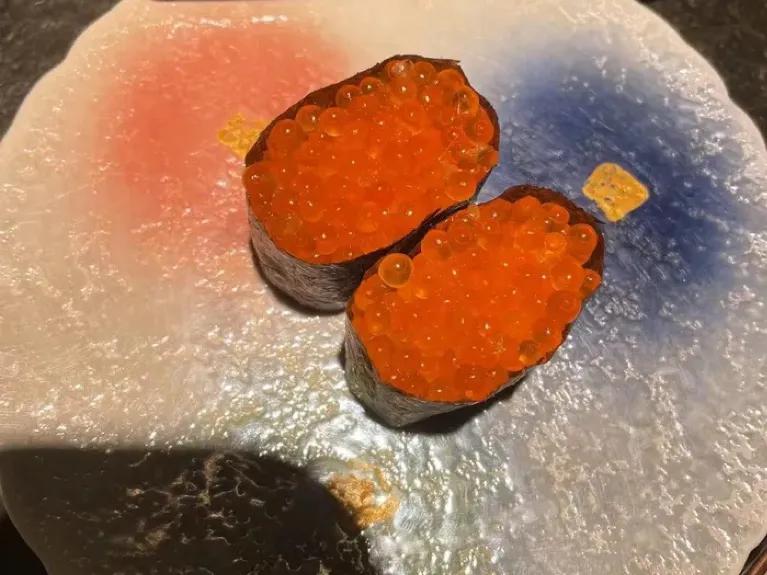 陪闺蜜打卡日料店,我的闺蜜我来宠