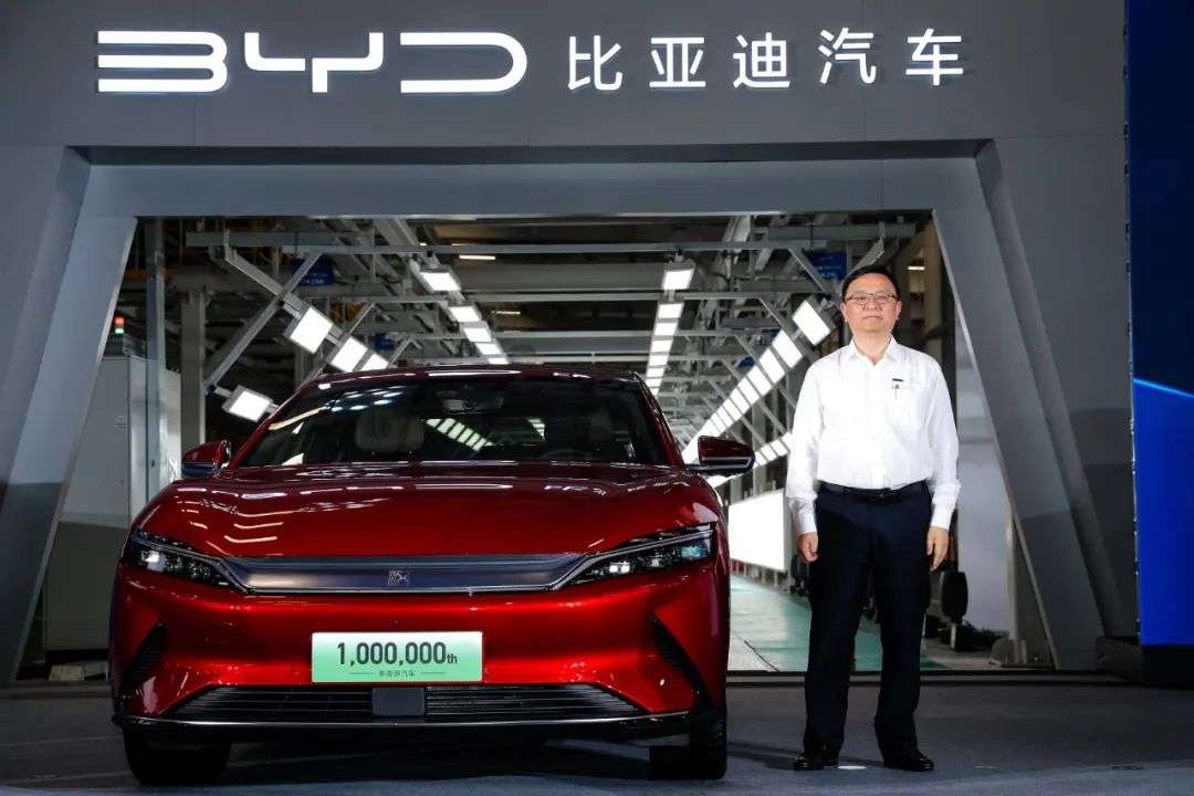 比亚迪汉天花板,比亚迪天花板最新款