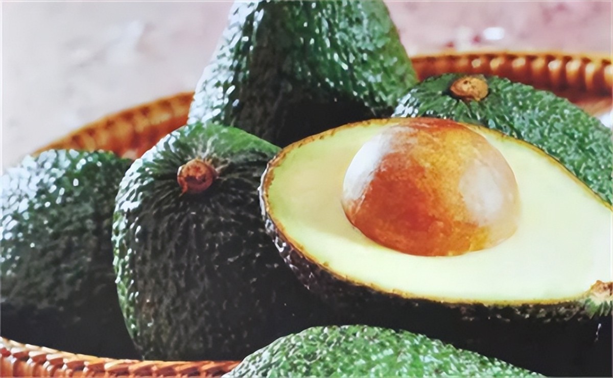 牛油果一个是多少米饭,牛油果的生命力量