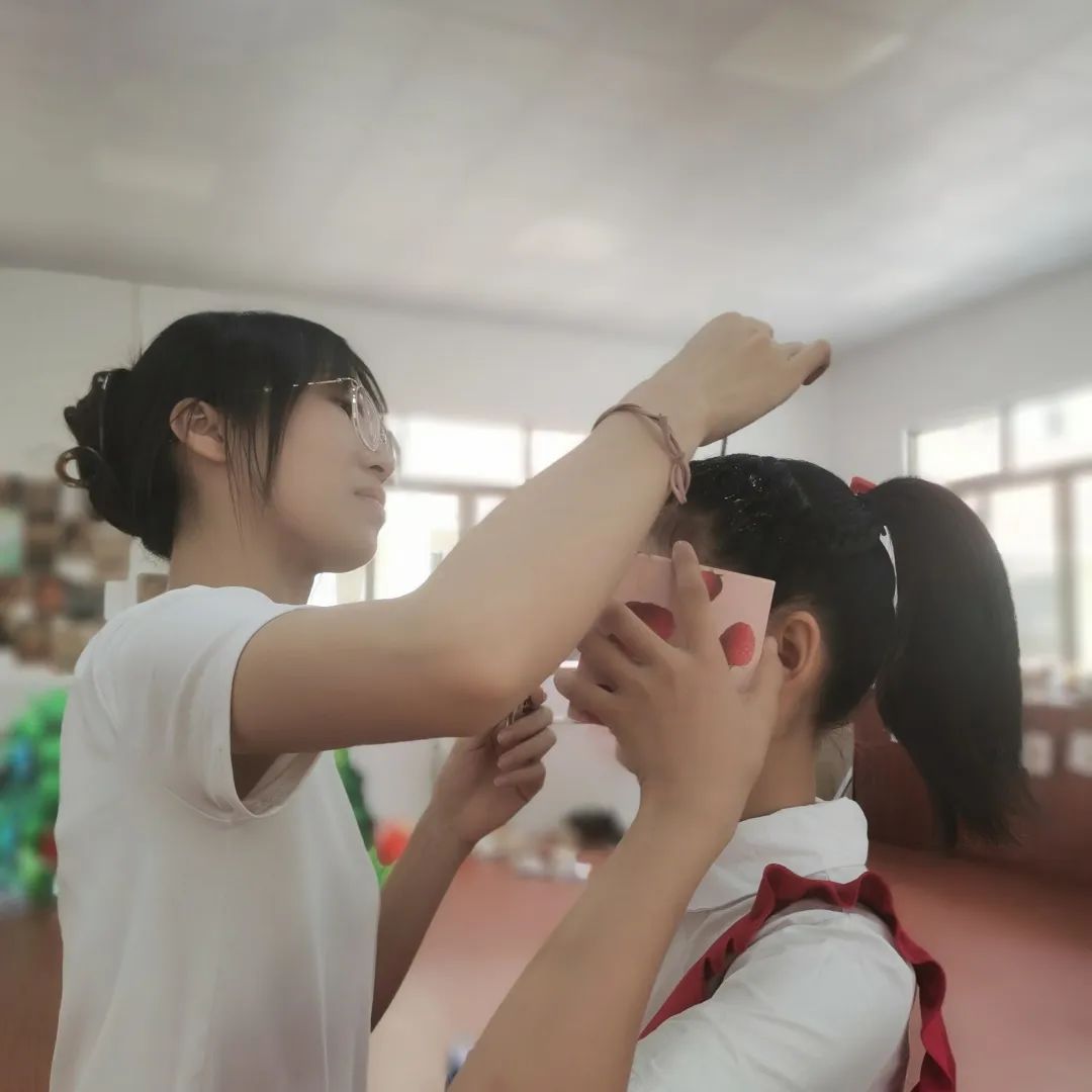 碧波实验小学朗诵比赛,实验小学诗朗诵一等奖