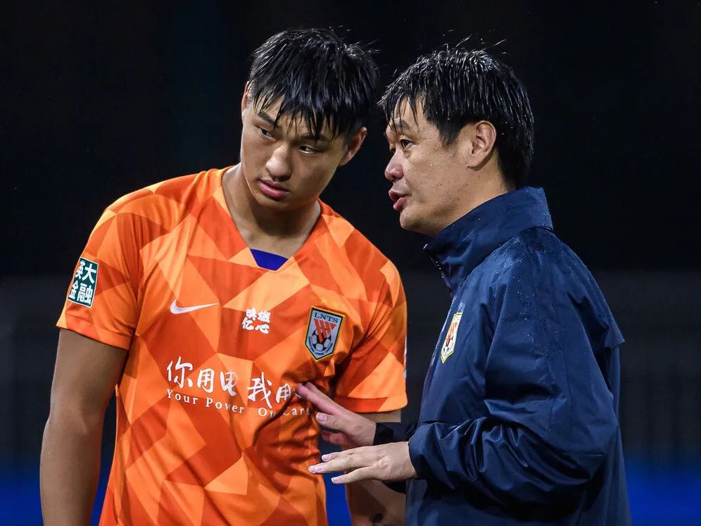 李铁卸任李霄鹏,李铁离开卓尔后的主教练