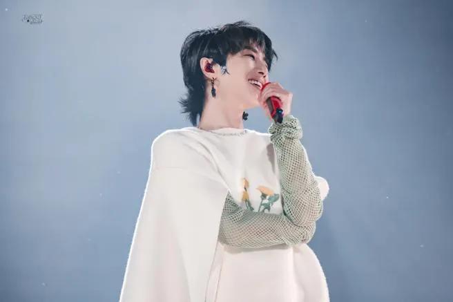 各前辈评价华晨宇,如何评价华晨宇的歌曲