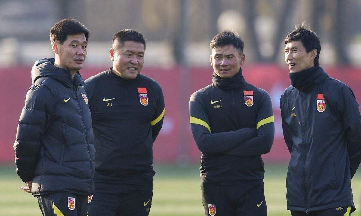 李霄鹏鲁能换帅视频,山东足球李霄鹏最新消息