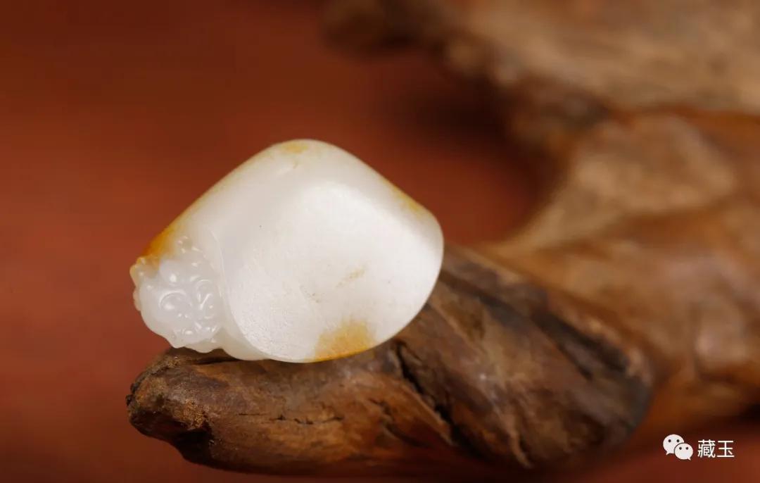 籽料价格20万,和田玉籽料开价6万