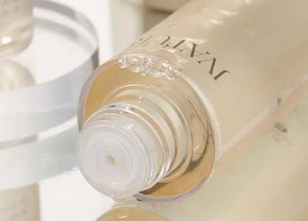 韩国JVATURE亮白精华水：逆袭白皙肌肤的法宝