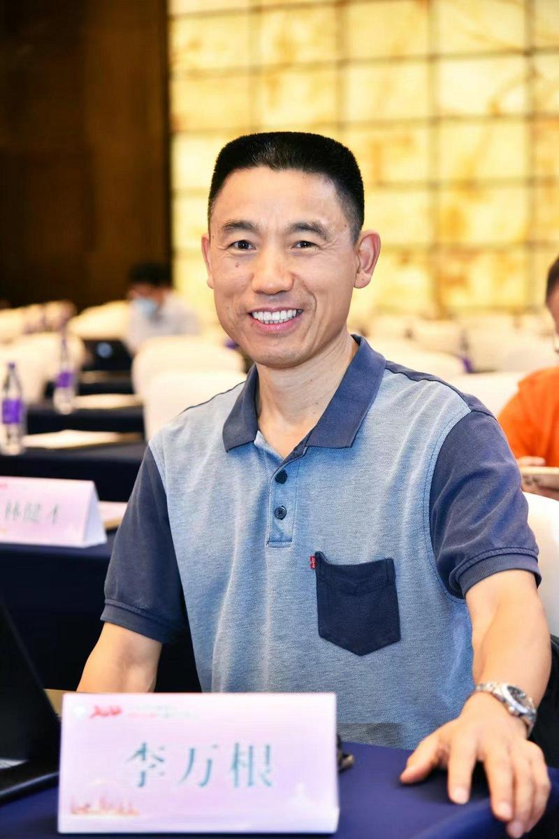 日啖荔枝三百颗怎么解释,日啖荔枝三百颗是真的吗