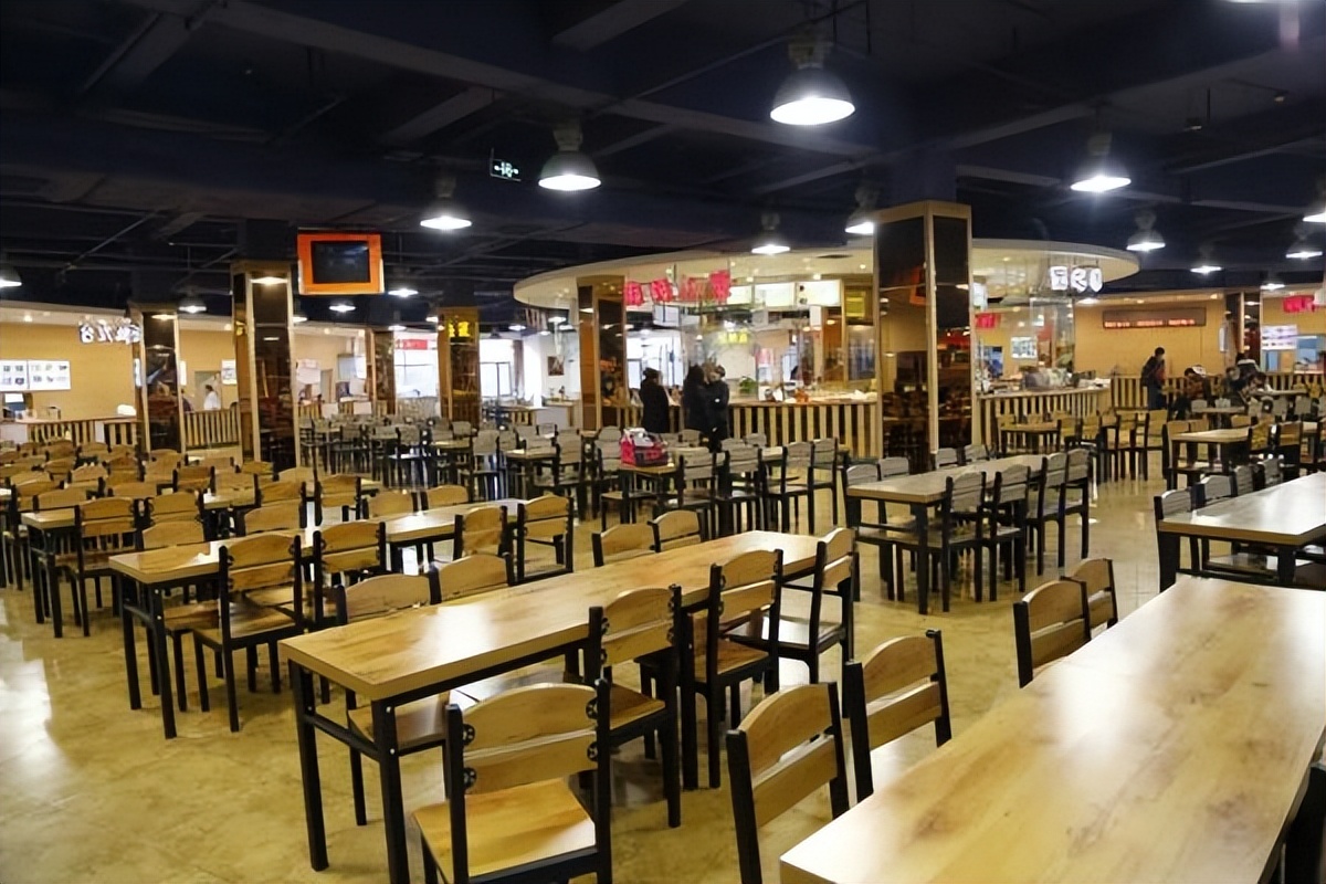 大连东软都有哪些专业,大连东软电子商务专业是几本