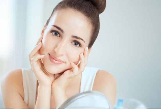 脸上有斑不要做哪些事情,脸上有皱纹试试四个方法消除