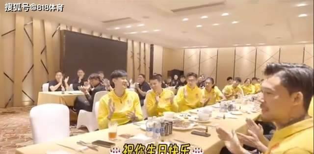 国足首胜武球王梅开二度,武球王亚洲杯视频