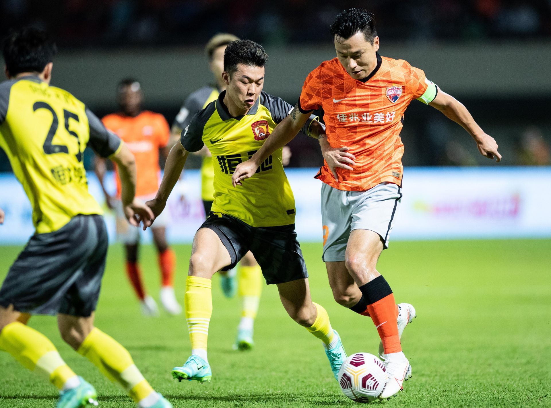 河南建业足球2010至2019名单,中原铁军部队