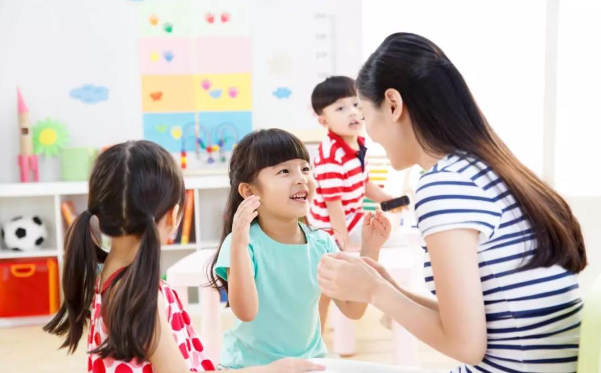 从小特别调皮的孩子,从小调皮捣蛋的孩子长大会怎样