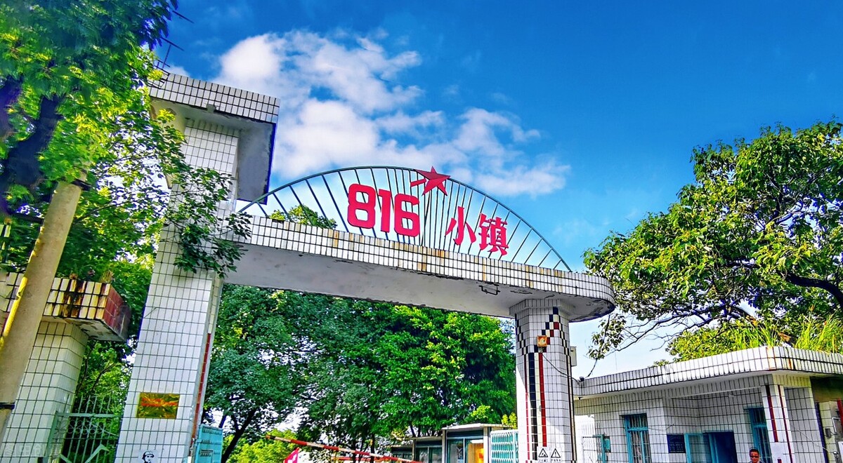 上海至重庆游轮哪个最好,重庆到上海十五天游轮价格表