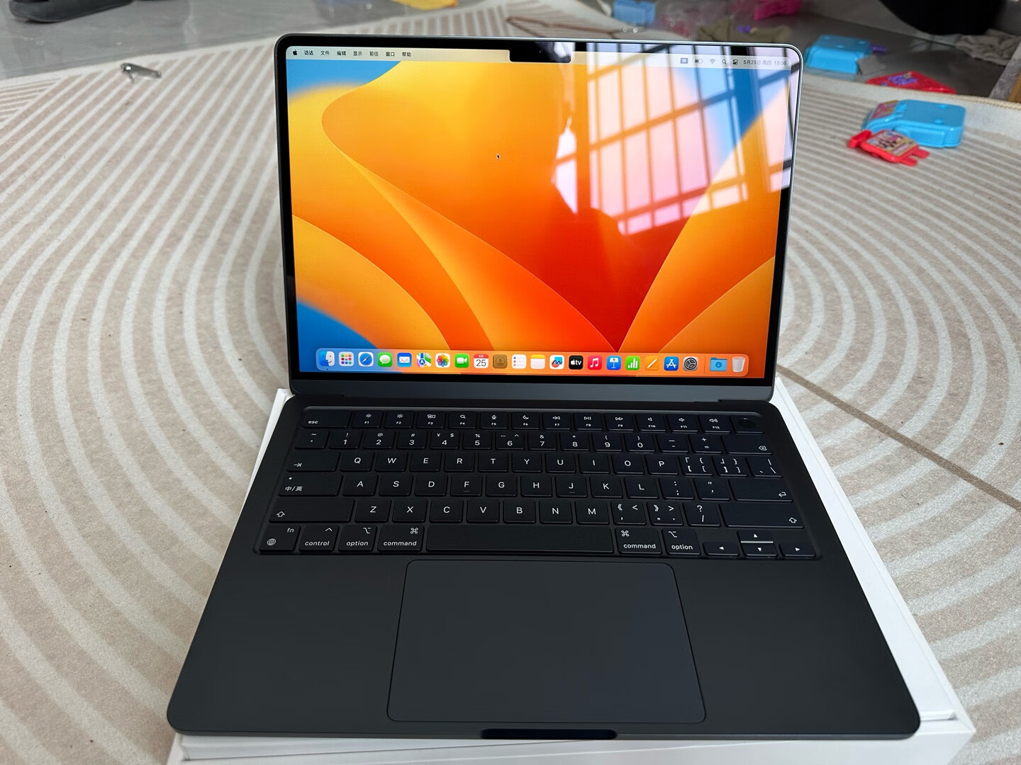 苹果笔记本电脑适合高中生吗,毕业买苹果笔记本合适吗