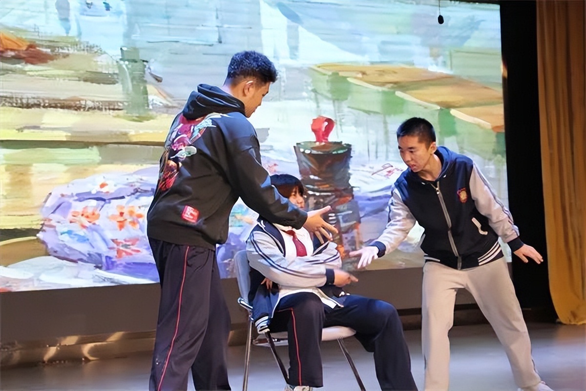 青岛六中话剧,青岛六中舞台剧