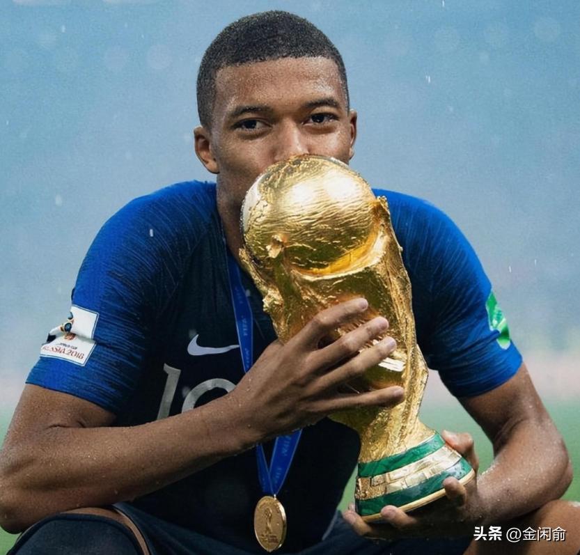 足球运动员姆巴佩年薪,身价超5亿欧元姆巴佩