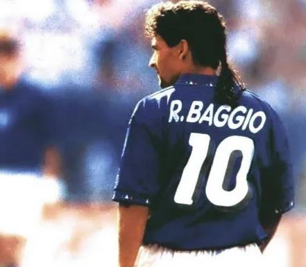 从世界足球先生的角度看，为什么我们的足球水平严重退步了？