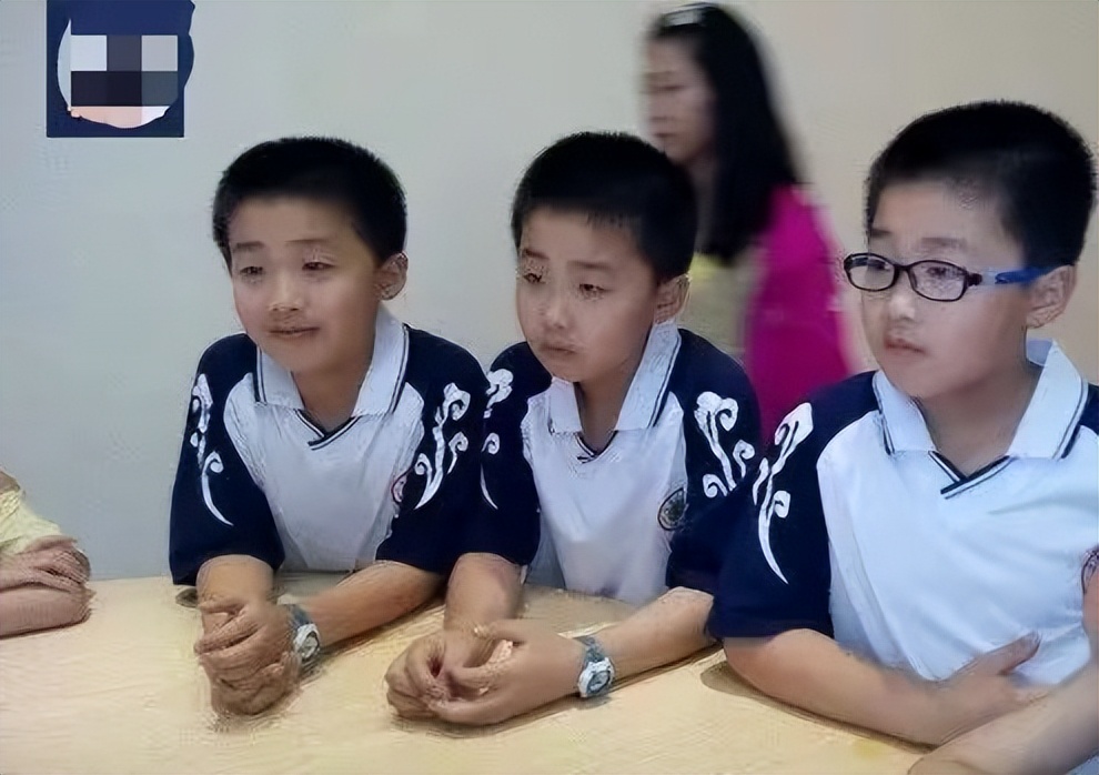 三胞胎兄弟今年高考成绩,三胞胎兄弟高考成绩分别是654分