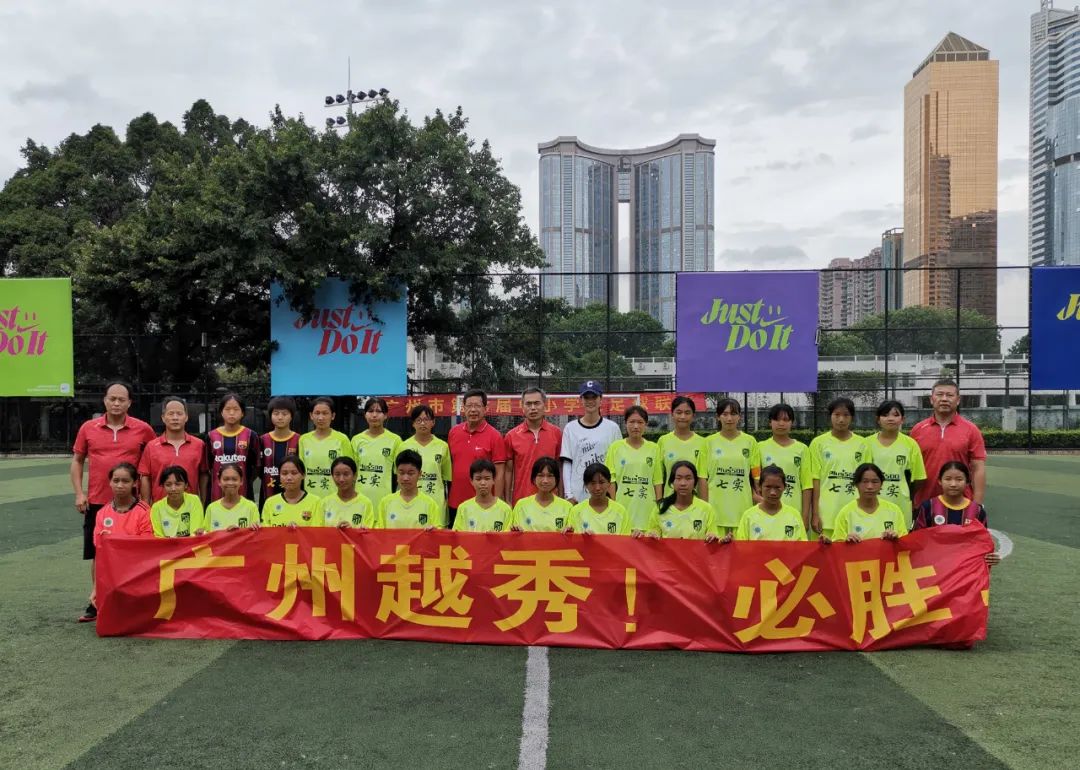 足球专项考试颠球教学,足球考试颠球教学