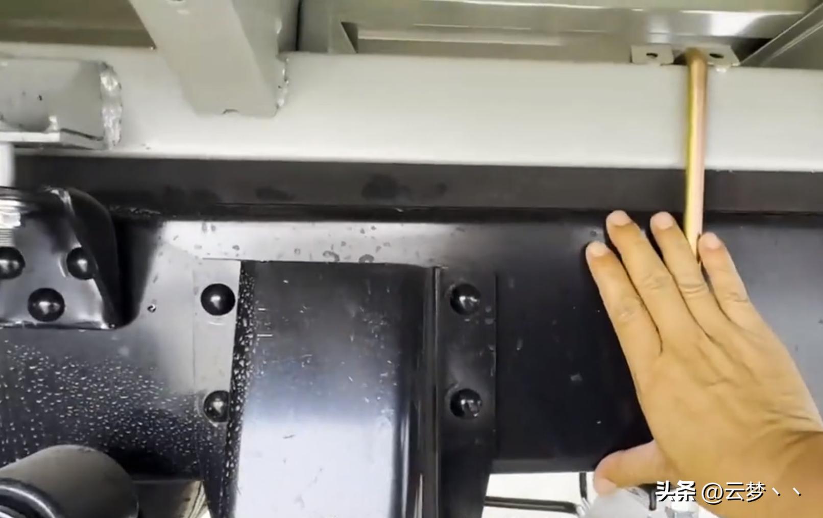 金杯金卡s6cng箱货,冲压模具厂学徒有前途吗