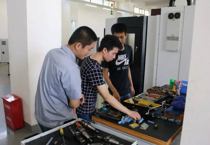 就业前景好的工科专业10大排行,就业率最高的十大工科专业