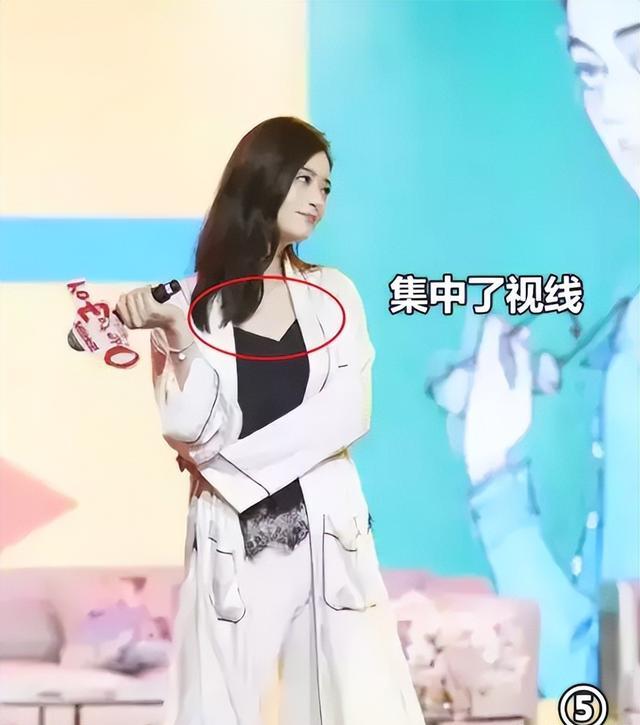 蒋欣穿搭法,蒋欣穿搭图片大全显瘦