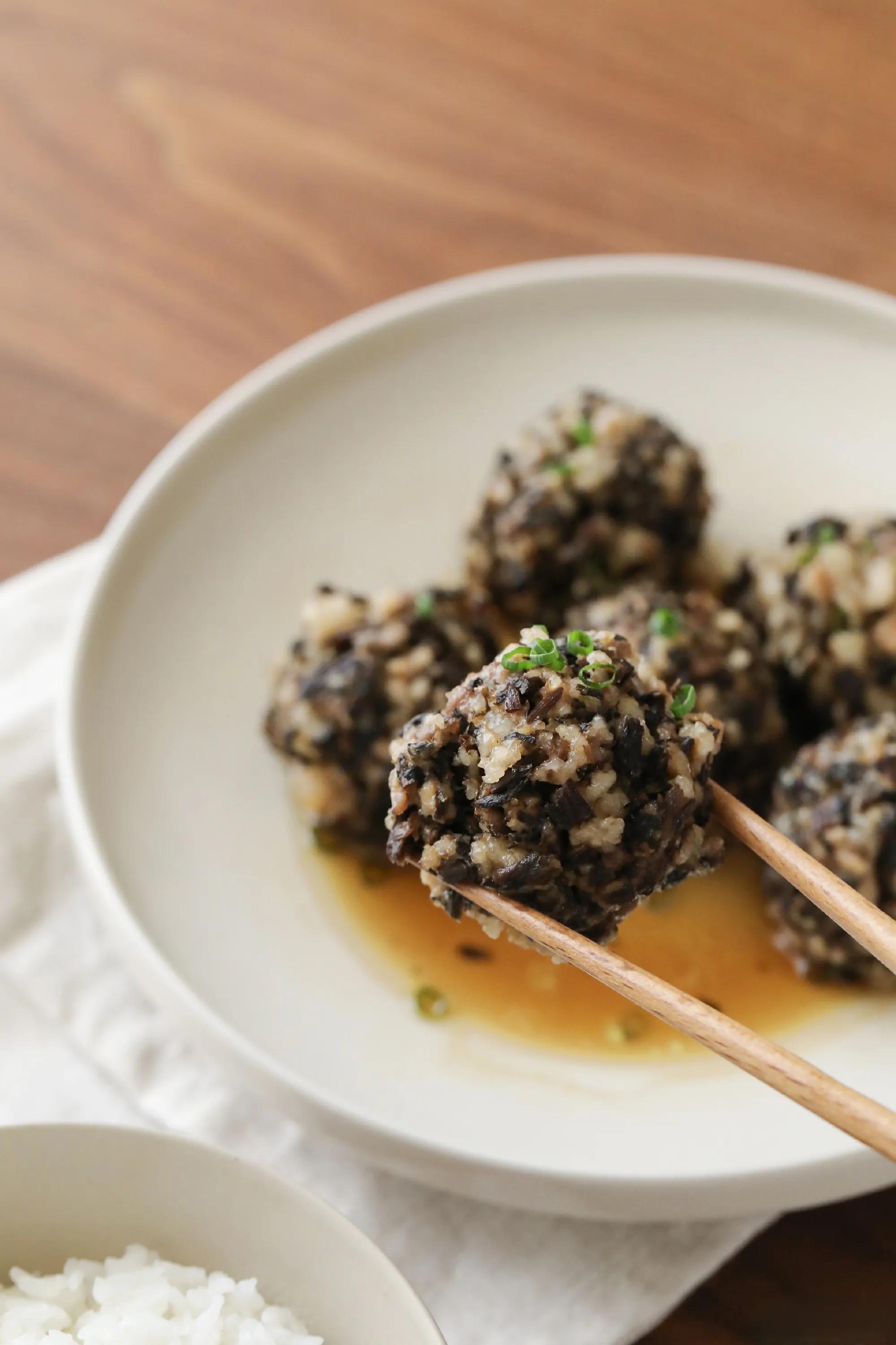 温州梅干菜肉丸蒸多久,温州梅干菜肉圆视频菜谱