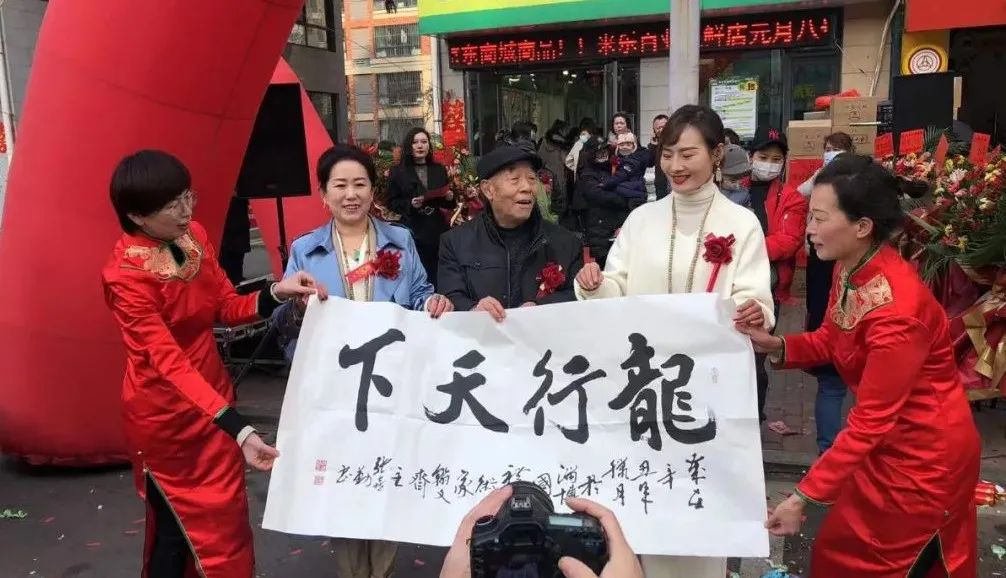 绫充箰鐢熼矞瓒呭競,绫充箰鐢熼矞杩為攣瓒呭競