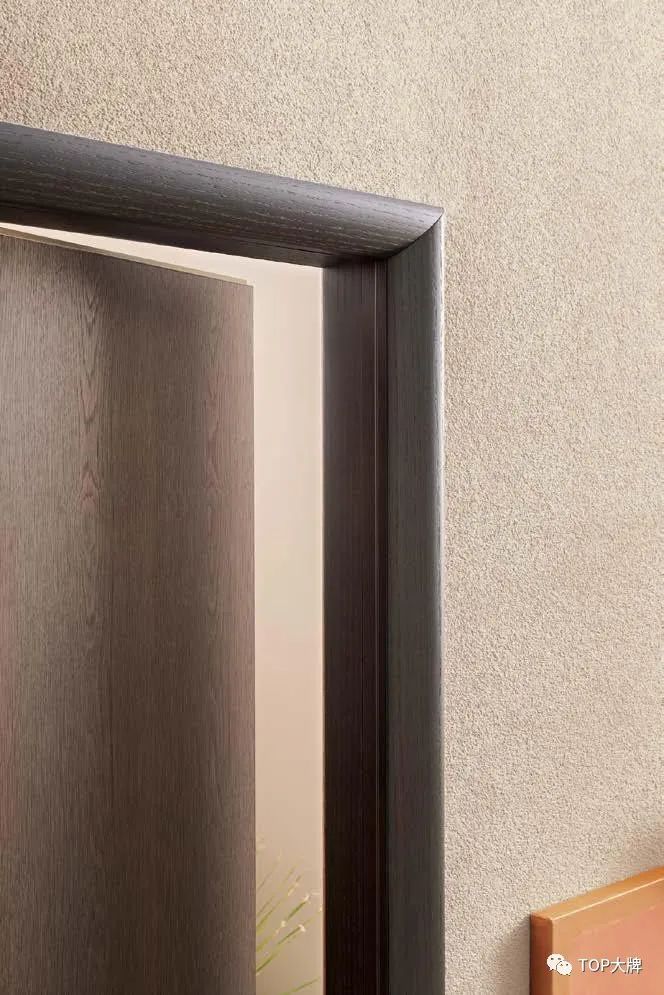 意大利轻奢顶级卧室门,意式轻奢风格隐形门