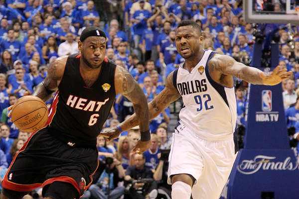 世界体坛十大发挥失常，外星人九八世界杯决赛，詹姆斯总决赛八分