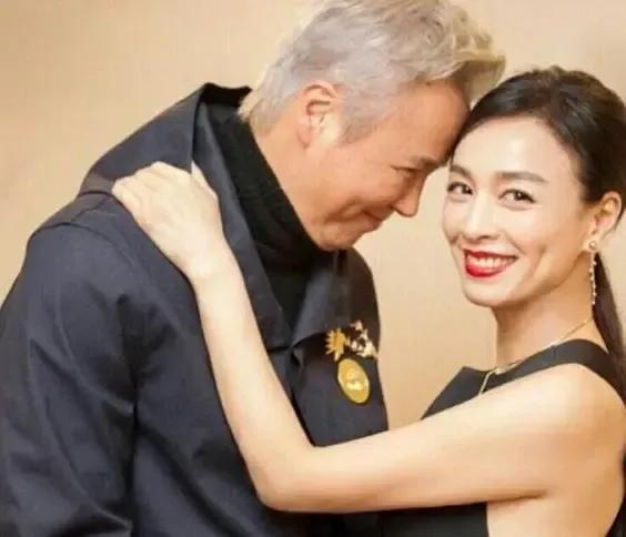 张庭夫妇卖产品,张庭夫妇卖的产品怎么样