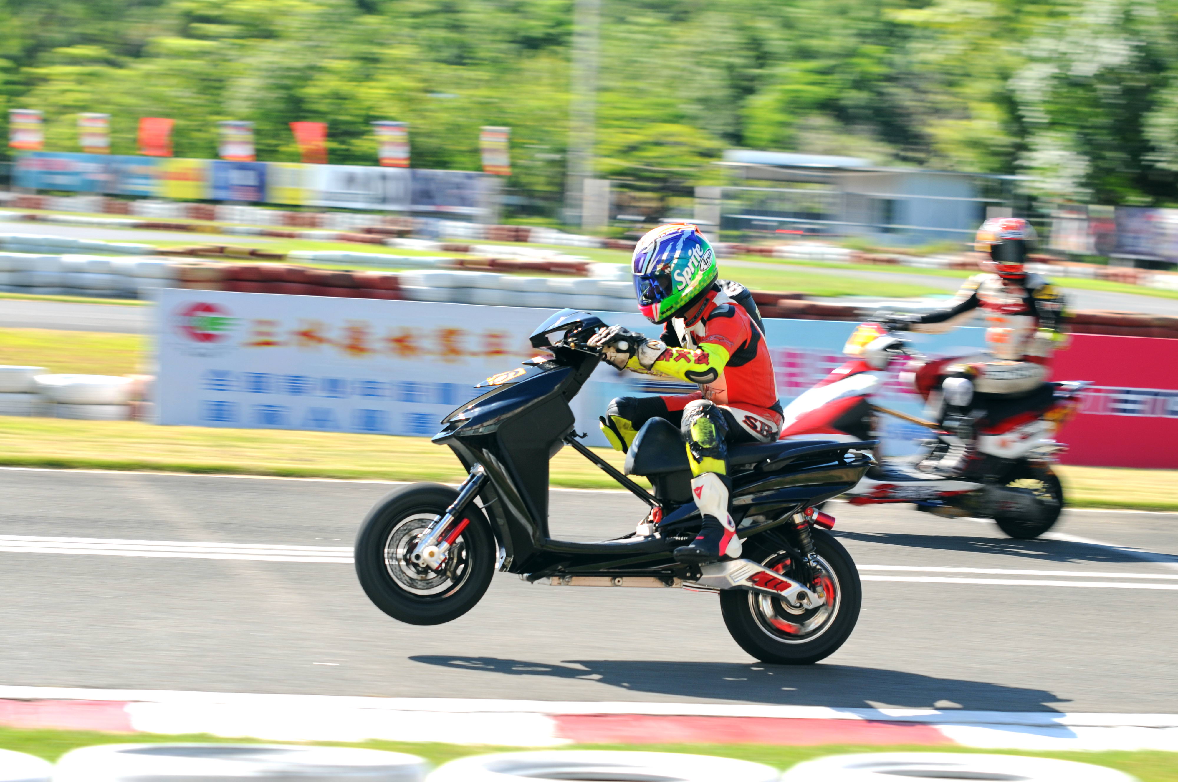 薛文俊昆明赛车场,薛文俊全顺