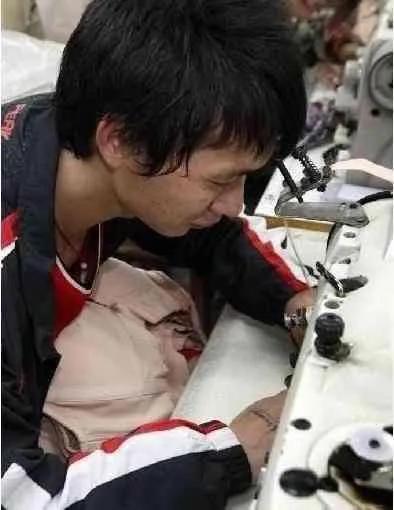九十年代东莞制衣厂上班的男人,东莞打工往事