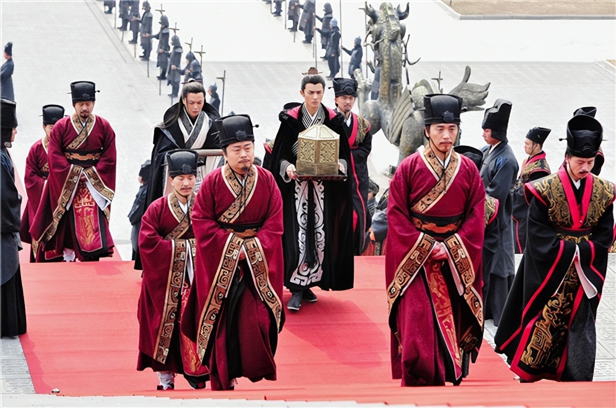 古代妃子下葬为什么都要堵,为什么古代妃子下葬要堵住九窍