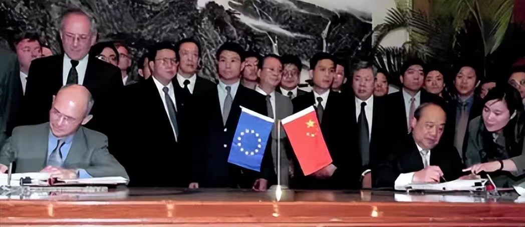 哪一年中国加入wto世贸组织,中国参加世贸谈判持续了多长时间