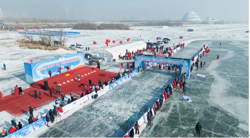哈尔滨大众速度滑冰比赛,冰轮之星滑起来新疆站直播