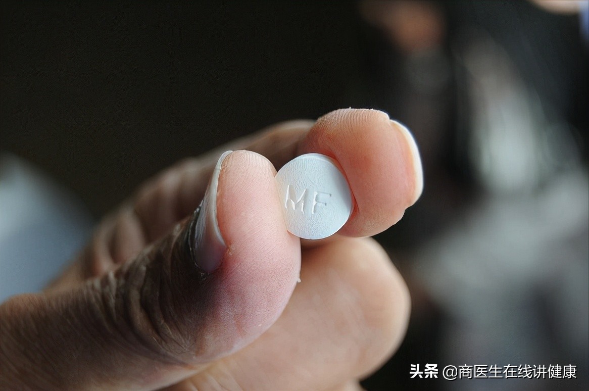 糖尿病吃二甲双胍造成胃难受,糖尿病人吃二甲双胍后有什么反应