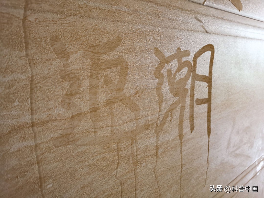 人遭受疾病的折磨很难摆脱疾病,很多人都在遭受病痛折磨