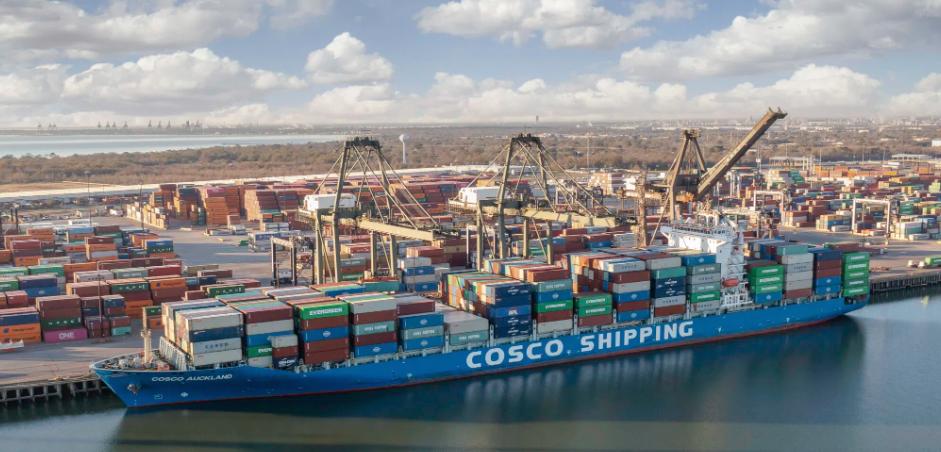 尽管货运需求下降，航运公司仍在赚取数十亿美元