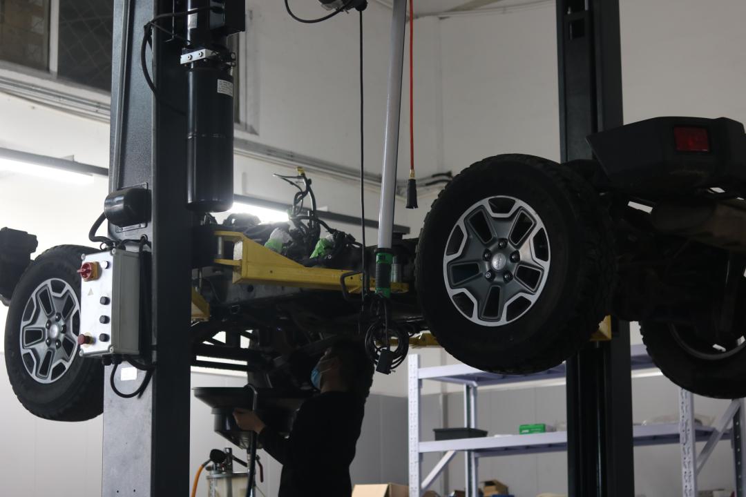 报废2.0t牧马人翻新,老款牧马人翻新大整备